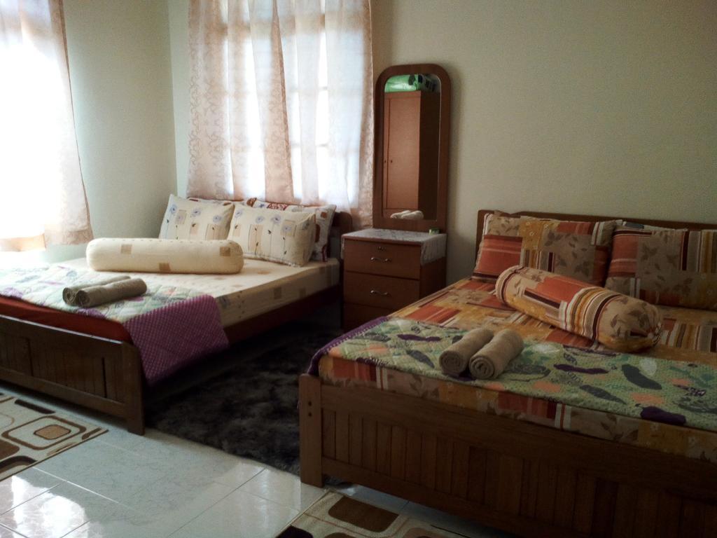 Teratak Tok Wan 1 And 2 Villa โกตาบารู ภายนอก รูปภาพ