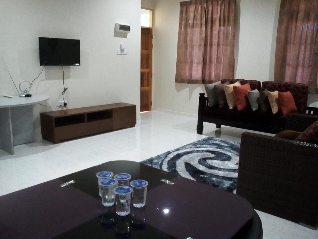 Teratak Tok Wan 1 And 2 Villa โกตาบารู ภายนอก รูปภาพ