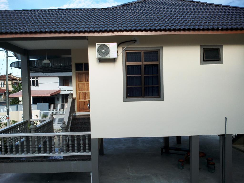 Teratak Tok Wan 1 And 2 Villa โกตาบารู ภายนอก รูปภาพ